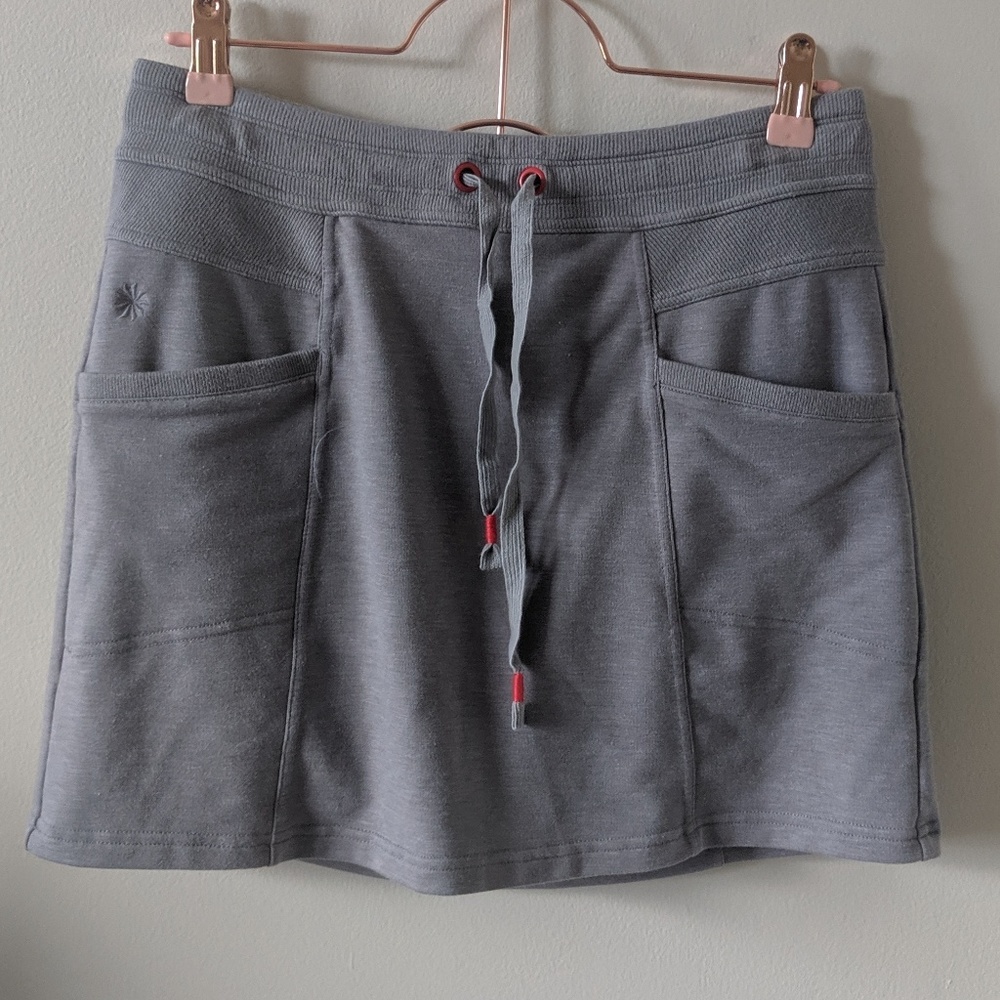 EUC Athleta Skirt